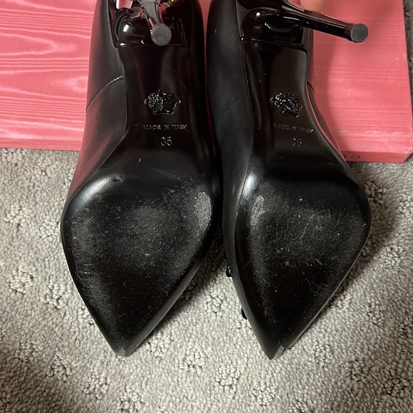 Versace heels - Picture 2 of 4